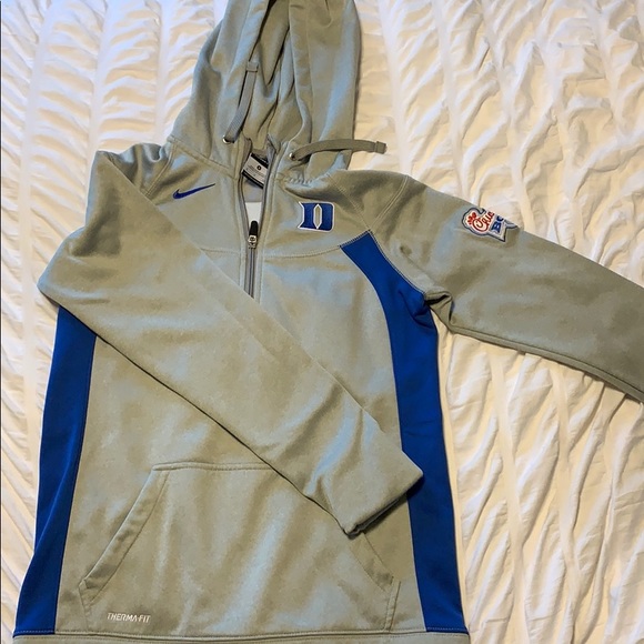 Unisex Nike Duke Sweatshirt - Picture 1 of 4